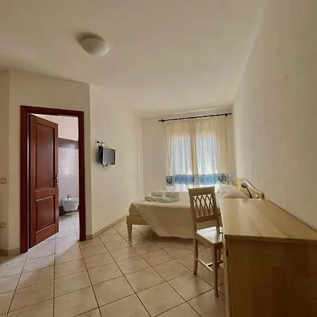 Locazione Turistica Senabrinu Rum i privatbostad *